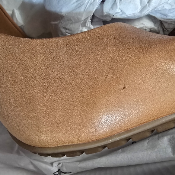 Aldo Durbell Tan Leather Heels Sleek Pointed-Toe Pumps - Picture 3 of 13